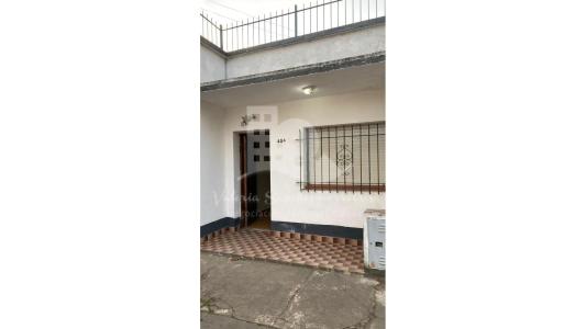 Casa en Alquiler en Ezpeleta, Quilmes., 55 mt2, 2 habitaciones