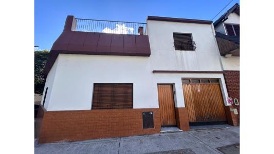 Casa 5 amb con cochera y Terraza.-, 123 mt2, 4 habitaciones