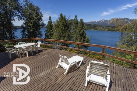 Alquiler Casa en Bariloche con Costa de Lago Nahuel Huapi. 10 PAX. Península de San Pedro., 5 habitaciones
