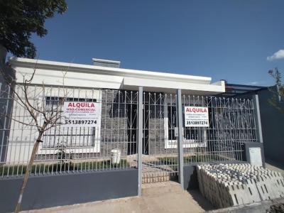 Retasado Venta Casa 3 dormitorios cochera pasante 3 autos quincho asador Escritura en Ameghino Norte U$S65.000., 3 habitaciones