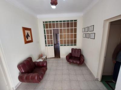 Casa en Venta, calle Pellegrini, 466 mt2, 5 habitaciones