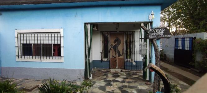 VENTA DE CASA 3 AMBIENTES EN MONTE GRANDE - CON COCHERA, 2 habitaciones