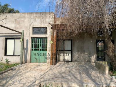 Angela Sbacco Propiedades Vende: Casa en Sakura