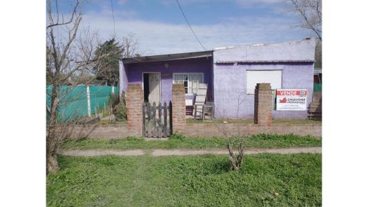 Casas en venta, esquina. Villars (Bs As). L20079, 90 mt2, 2 habitaciones
