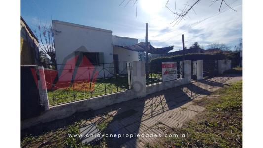 Casa en venta, 3 ambientes, Gral Las Heras (Bs.As) - L20085., 70 mt2, 2 habitaciones