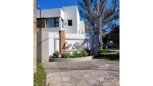 Casa en venta Parque Leloir, 95 mt2, 3 habitaciones