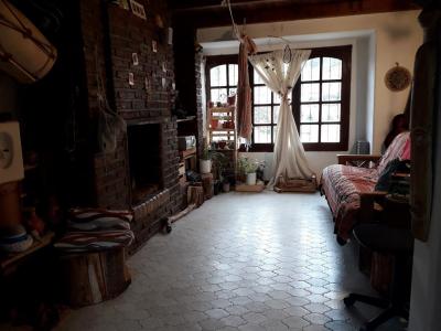VENTA Casa en San Martín de los  Andes- Centro. 2 dormitorios - Garage, 2 habitaciones