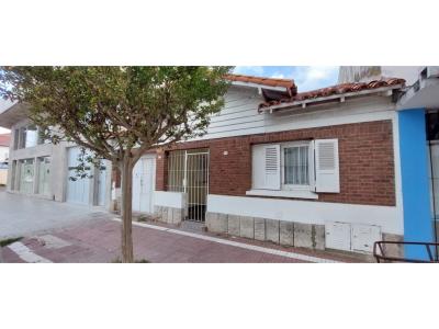 RETASADO - Casa + Departamento - Alvarado 4500, 160 mt2, 2 habitaciones