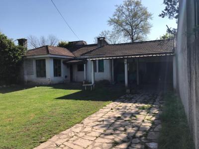 2 Casas En Venta a 50 mts. Ruta 5 - Francisco Alvarez, Moreno, 7 habitaciones