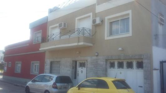 Casa en Venta en Villa Sarmiento, 223 mt2, 5 habitaciones