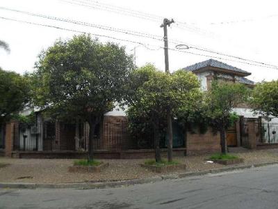 Casa en Venta en Haedo, Morón, Buenos Aires, 4 habitaciones