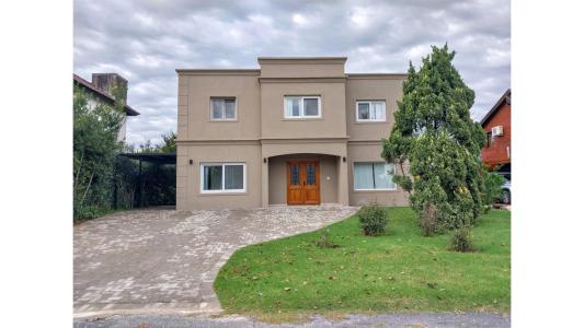 Casa en venta Pilar del Lago CUAN PROPIEDADES, 220 mt2, 4 habitaciones