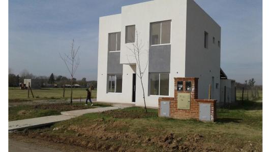 Casa a estrenar en venta en El Aljibe., 150 mt2, 3 habitaciones