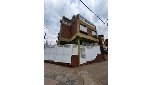 Duplex En Venta En Quilmes Centro, 80 mt2, 2 habitaciones
