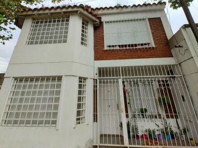 Casa en venta en Barrio Belgrano. Rosario. Magallanes 500., 149 mt2, 3 habitaciones