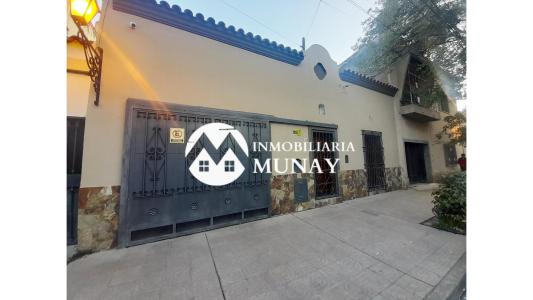 Casa en macro centro calle Tucumán, 280 mt2, 4 habitaciones