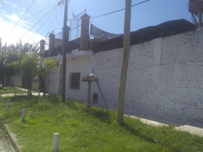Dos Casas en Venta, Terreno en Esquina Av Dto. Alvarez y 831 Bis, San Fco. Solano, Quilmes, 250 mt2, 4 habitaciones