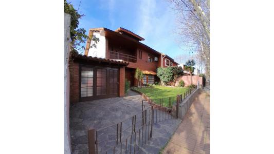 Venta Casa 6 Amb 5 dormitorio Parque Cisneros ,Villa Adelina, 275 mt2, 5 habitaciones