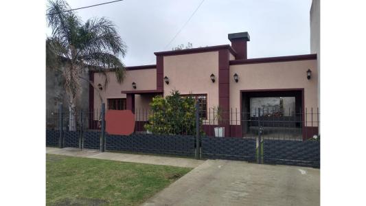 Casa impecable pleno centro de Santa Lucia San Pedro, 90 mt2, 2 habitaciones