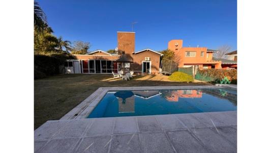 Oportunidad Casa en Venta Country San Isidro Villa Allende, 200 mt2, 3 habitaciones