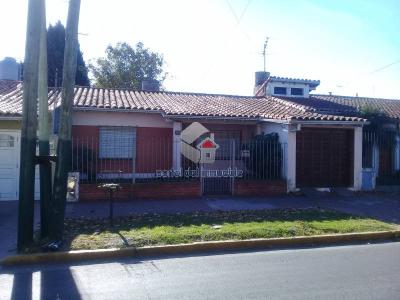 Chalet en Banfield / Buenos Aires, 2 habitaciones