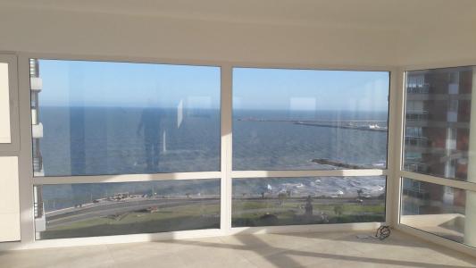 Piso de 4 ambientes - vista al mar - Alvarado y Parque San M, 240 mt2, 3 habitaciones