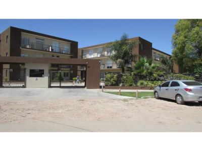 Departamento de 3 ambientes con Cochera en Complejo la Palmera Moreno, 54 mt2, 2 habitaciones