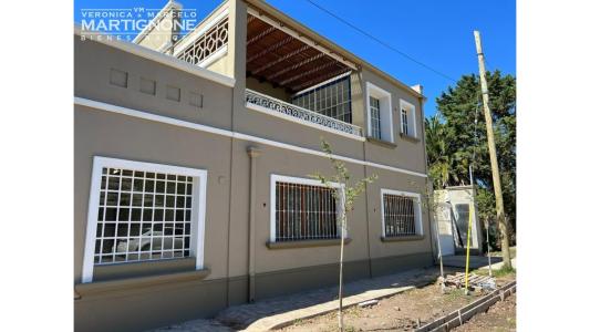 Departamento y local en venta en Manzanares Pilar , 243 mt2, 3 habitaciones