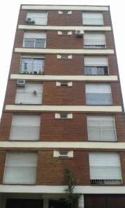 Departamento 2 Amb. a 100 mts. de estación - Santos Lugares (VENDIDO), 1 habitaciones