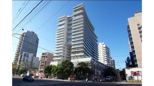 Departamento tipo duplex en venta Olivos OPORTUNIDAD!, 140 mt2, 3 habitaciones