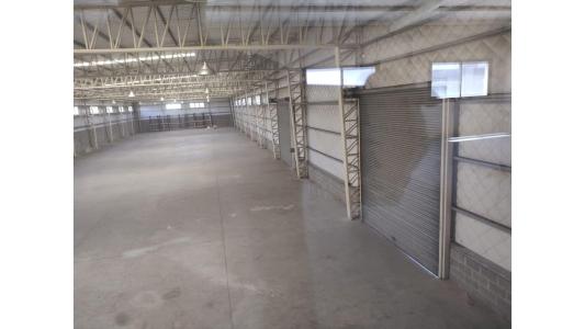 Galpón 2000 m2 cubiertos en Parque industrial, 2000 mt2