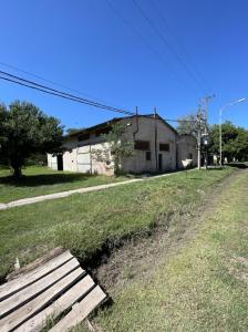 VENDE GALPON - DEPOSITO INDUSTRIAL - MAKALLE/CHACO, 1411 mt2