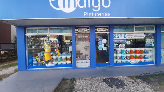 Venta de Locales comerciales en De las Totoras y Constitucion. Pinamar, 72 mt2
