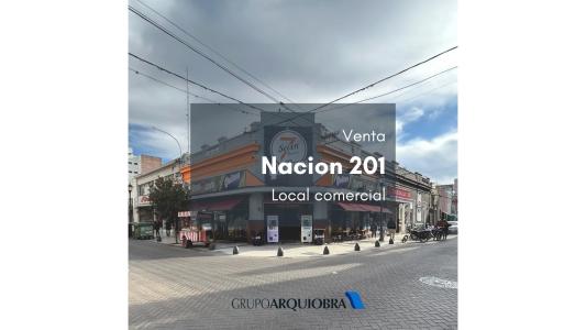 Exclusiva esquina Nación y Urquiza, 300 mt2, 5 habitaciones