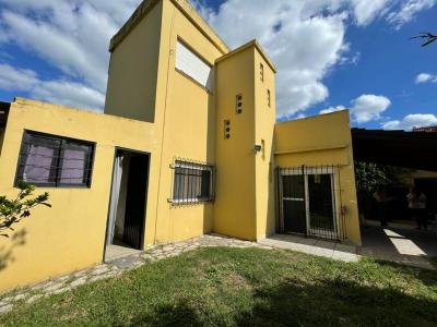 Casa PH Cuatro Amb. En Venta - San Antonio De Padua, Merlo