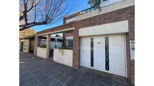 PH en venta en Ituzaingó Sur, 130 mt2, 2 habitaciones