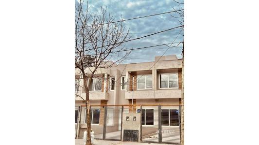 Venta Duplex A Estrenar Castelar Sur., 78 mt2, 2 habitaciones