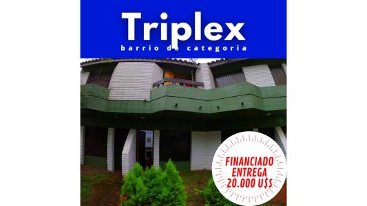REBAJADO, SE FINANCIA. Triplex excelente, 75 mts cub., 75 mt2, 3 habitaciones