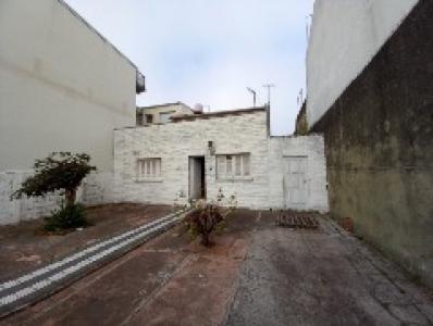 Casa - Chalet en Venta en Mar del Plata, 400 mt2, 3 habitaciones