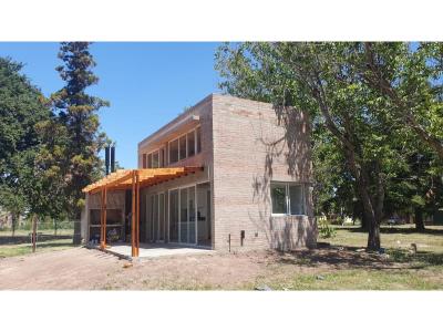 Casa en Ibarlucea - A estrenar - &Los Nogales& - 2 dormitorios, 70 mt2, 2 habitaciones