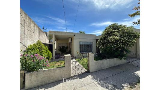 Casa en Venta en Moreno, 80 mt2, 3 habitaciones