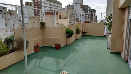 Depto 4 Amb. c/balcón terraza y sector quincho propio, 100 mt2, 3 habitaciones
