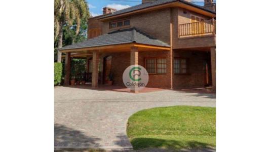 Casa en Venta Country Club Banco Provincia, 326 mt2, 4 habitaciones