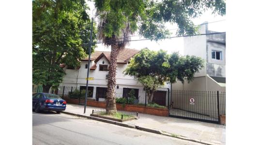 Villa Ortuzar Casa 437mts, 7 amb, jardin, pileta, quincho., 417 mt2, 5 habitaciones