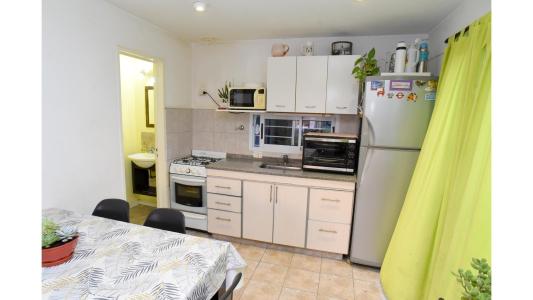Ph en venta de tres ambientes con cochera en Avellaneda , 60 mt2, 2 habitaciones