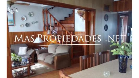 Casa en venta en Quilmes 5 ambientes, 240 mt2, 3 habitaciones
