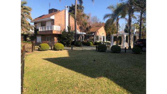Casa en venta 4 Ambientes en Berazategui, 161 mt2, 3 habitaciones