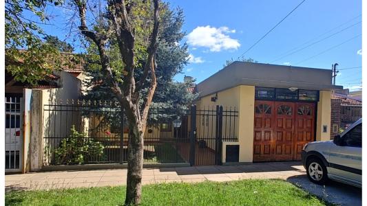 Encantadora casa en venta en Moreno Centro, 150 mt2, 2 habitaciones