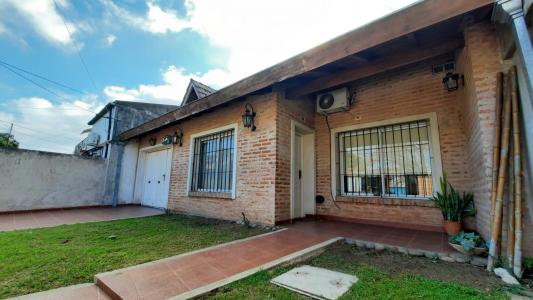Casa en Ituzaingó, 100 mt2, 3 habitaciones