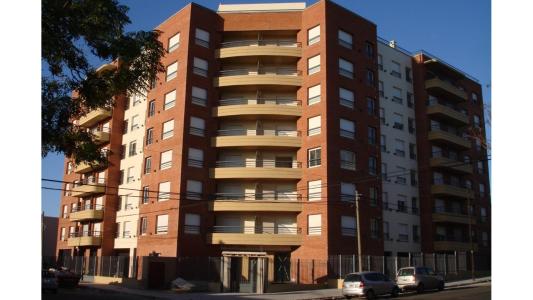 ERNE VENDE DEPARTAMENTO 3 AMBIENTES C/COCHERA BARRIO CHAUVIN, 66 mt2, 2 habitaciones